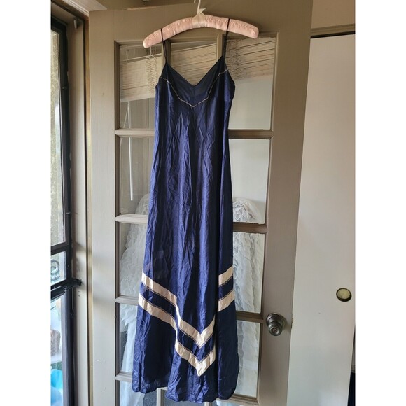 Vintage 100% Silk LongSlip Dress Gown Rare Size 5 VTG Blue 70s Vassarette